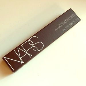 NARS Velvet Matte Lip Pencil in Walkyrie